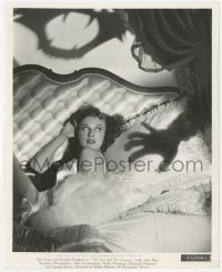 6c0977 CAT & THE CANARY 8.25x10 still 1939 Paulette Goddard in bed menaced by monster's shadow!