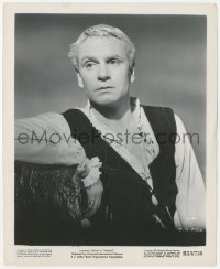 6c1135 HAMLET 8.25x10 still R1953 great close portrait of Laurence Olivier in the title role!