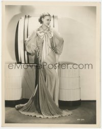6c1184 IT'S GREAT TO BE ALIVE 8x10.25 still 1933 Gloria Stuart full-length modeling a smart negligee!