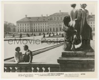 6c1229 LAST YEAR AT MARIENBAD 8.25x10 still 1962 Delphine Seyrig by statue, Alain Resnais classic!
