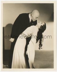 6c1263 MAD LOVE 8x10.25 still 1935 full-length close up of Peter Lorre romancing Frances Drake!