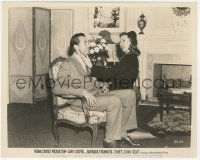 6c1292 MEET JOHN DOE 8x10 still 1941 Gary Cooper & Barbara Stanwyck clowning around, Frank Capra!