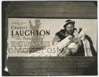 6c1379 PRIVATE LIFE OF HENRY VIII candid 8x10.25 still 1933 great image of the 24-sheet on display!