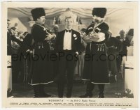6c1410 ROBERTA 8x10.25 still 1935 Fred Astaire in tuxedo standing between two giant Eugopean guards!