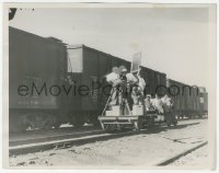 6c1466 SPENCER TRACY 7x9 news photo 1933 camera crew tries to film him hopping a ride on a train!