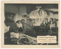 6c1178 INVASION OF THE BODY SNATCHERS English FOH LC 1956 others watch Kevin McCarthy examine body!