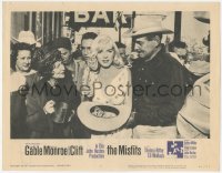 6c0573 MISFITS LC #5 1961 Clark Gable stands by sexy Marilyn Monroe who's passing the hat for money!