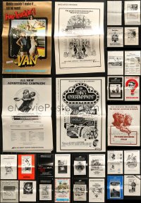 6d0434 LOT OF 41 UNCUT PRESSBOOKS 1970s advertising a variety of different movies!