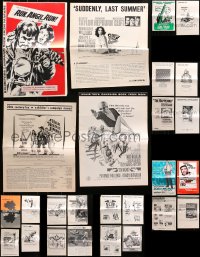 6d0421 LOT OF 26 UNCUT PRESSBOOKS 1960s-1970s advertising for a variety of different movies!