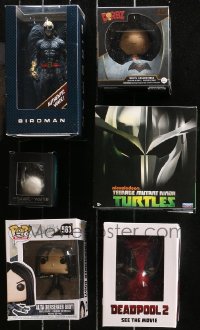 6d0091 LOT OF 6 MOVIE PROMO COLLECTIBLE FIGURES 2010s Birdman, Superman, Shape of Water & more!