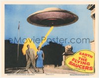6k0054 EARTH VS. THE FLYING SAUCERS REPRO LC 2000s FX image of UFO over Hugh Marlowe & Joan Taylor!