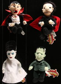 6k0136 UNIVERSAL STUDIOS MONSTERS 6 plush toys 1999 Dracula, Bride of Frankenstein, The Mummy!