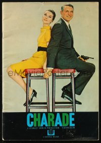 6p0975 CHARADE souvenir program book 1963 Cary Grant & sexy Audrey Hepburn, Stanley Donen!