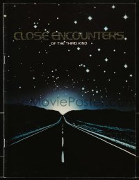 6p0982 CLOSE ENCOUNTERS OF THE THIRD KIND souvenir program book 1977 Steven Spielberg sci-fi classic!