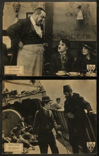 6r1221 IMMIGRANT 2 LCs R1932 Charlie Chaplin in Ellis Island with sexy Edna Purviance & Campbell!