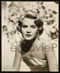 6r0412 CARROLL BAKER 2 deluxe 7.5x9.5 stills 1959 unretouched portraits in sexy strapless dresses!