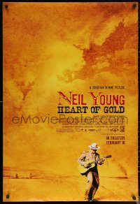 6s1157 NEIL YOUNG: HEART OF GOLD advance DS 1sh 2006 great image of singer w/guitar!