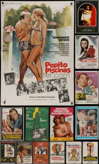 6t1029 LOT OF 19 FORMERLY FOLDED SPANISH POSTERS 1960s-1980s great images from a variety of movies!