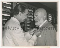 6w0163 ERNEST HEMINGWAY 7.25x9 news photo 1954 receiving Order of Carlos Manuel de Cespedes award!
