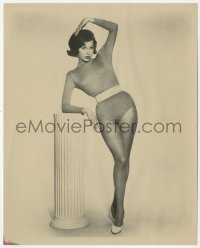 6w0323 MARY TYLER MOORE 8x10 still 1960s full-length portrait in sexy skin-tight outfit by column!