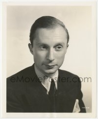 6w0352 NORMAN LLOYD 8.25x10 still 1942 screen newcomer gets supporting role in Hitchcock's Saboteur!
