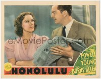 6w0999 HONOLULU LC 1939 Robert Young tells Eleanor Powell he's in Hawaii, not in New York!