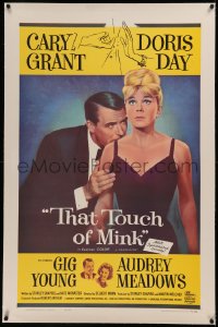 6y0284 THAT TOUCH OF MINK linen 1sh 1962 great close up art of Cary Grant nuzzling Doris Day!