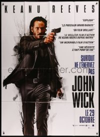 7c1133 JOHN WICK teaser French 1p 2014 cool full-length close up of Keanu Reeves pointing gun!