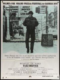 7c1406 TAXI DRIVER French 1p 1976 classic image of Robert De Niro on street, Martin Scorsese!