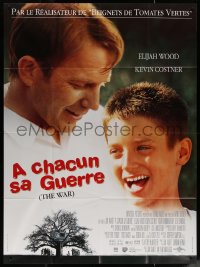 7c1459 WAR French 1p 1994 great close portrait of Kevin Costner & young Elijah Wood
