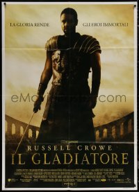 7c0154 GLADIATOR Italian 1p 2000 Ridley Scott, cool image of Russell Crowe in the Colosseum!