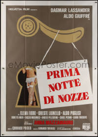 7c0590 LA PRIMA NOTTE DI NOZZE Italian 2p 1976 sexy woman in lingerie seen through keyhole, rare!