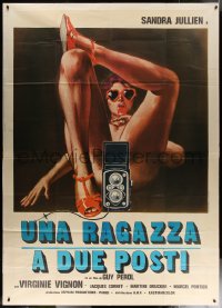 7c0713 THREE INTO SEX WON'T GO Italian 2p 1976 great art of naked Sandra Julien & camera, rare!