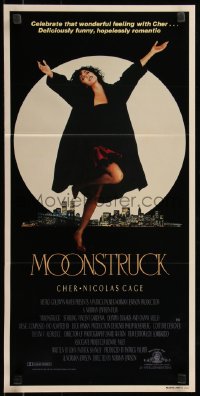 7d0438 MOONSTRUCK Aust daybill 1987 Cher in front of New York City skyline, Norman Jewison!