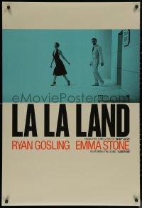 7g1005 LA LA LAND teaser DS 1sh 2016 great image of Ryan Gosling & Emma Stone leaving stage door!