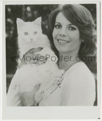 7h0678 NATALIE WOOD 8x9.75 publicity still 1976 great smiling close up with her cute cat!