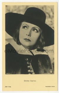 7h0616 GRETA GARBO #8341/2 German Ross postcard 1933 great head & shoulders close up wearing hat!