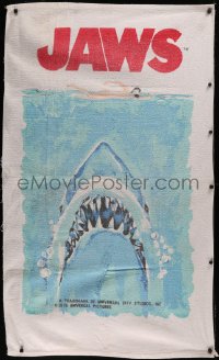 7h0102 JAWS beach towel 1975 classic image of the shark attacking naked female swimmer, rare!