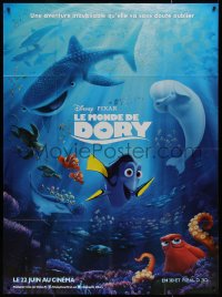 7j1275 FINDING DORY advance French 1p 2016 Disney & Pixar, cool image of fish cast underwater!