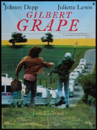 7j1534 WHAT'S EATING GILBERT GRAPE French 1p 1994 Johnny Depp chasing Leonardo DiCaprio, different!