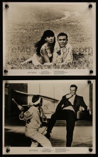 7k0364 YOU ONLY LIVE TWICE 2 8x10 stills R1971 Connery as James Bond & Akiko Wakabayashi, in fight!