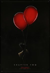 7m0970 IT CHAPTER TWO teaser DS 1sh 2019 King, creepy image of Pennywise holding two red balloons!