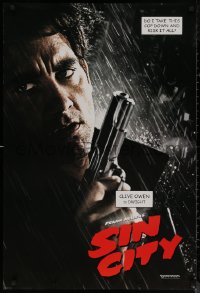 7m1142 SIN CITY teaser DS 1sh 2005 graphic novel by Frank Miller, cool image of Clive Owen as Dwight!