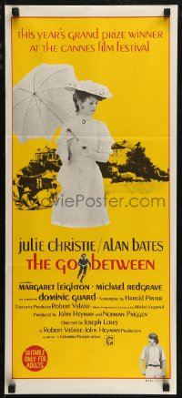 7p0260 GO BETWEEN Aust daybill 1971 art of Julie Christie with umbrella, directed by Joseph Losey