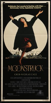 7p0286 MOONSTRUCK Aust daybill 1987 Cher in front of New York City skyline, Norman Jewison!