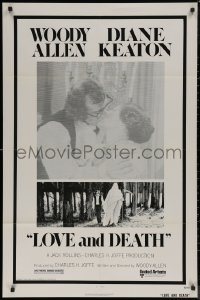 7p0724 LOVE & DEATH 1sh 1975 wacky Woody Allen & Diane Keaton romantic kiss close up!