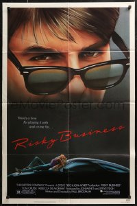 7p0855 RISKY BUSINESS 1sh 1983 classic c/u art of Tom Cruise in cool shades by Drew Struzan!
