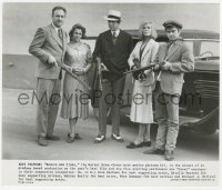 7r0087 BONNIE & CLYDE 8.25x9.75 still 1967 best portrait of top five stars with weapons!