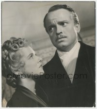 7r0115 CITIZEN KANE 7.5x8.5 still 1941 c/u of Dorothy Comingore staring at worried Orson Welles!