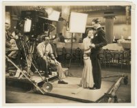 7r0118 CITY STREETS candid 8x10.25 still 1931 Gary Cooper & Sylvia Sidney filmed by Rouben Mamoulian!